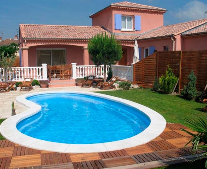 Piscina en un Chalet en Madrid